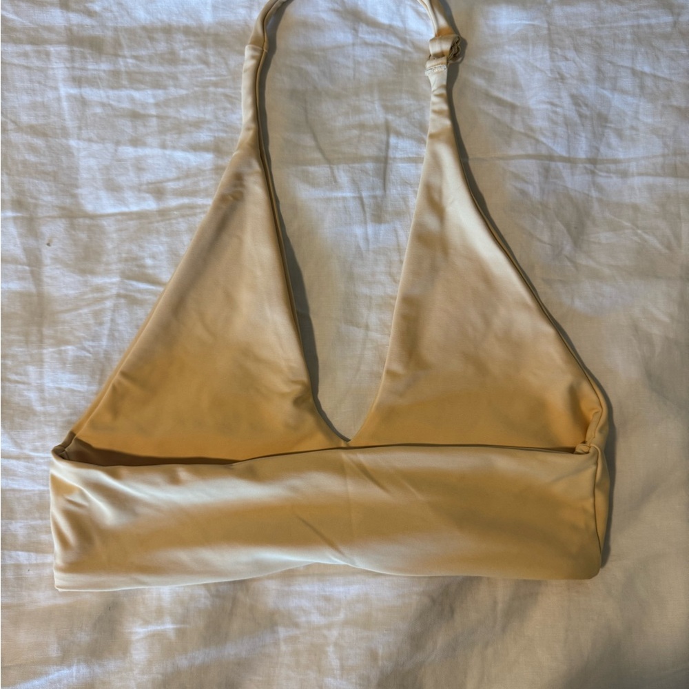 Skatie Buttercup Bikini - Picture 3 of 13